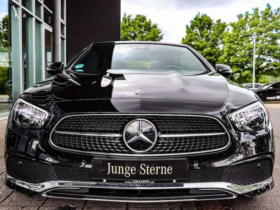 Mercedes-Benz E 200 - Imagem 10