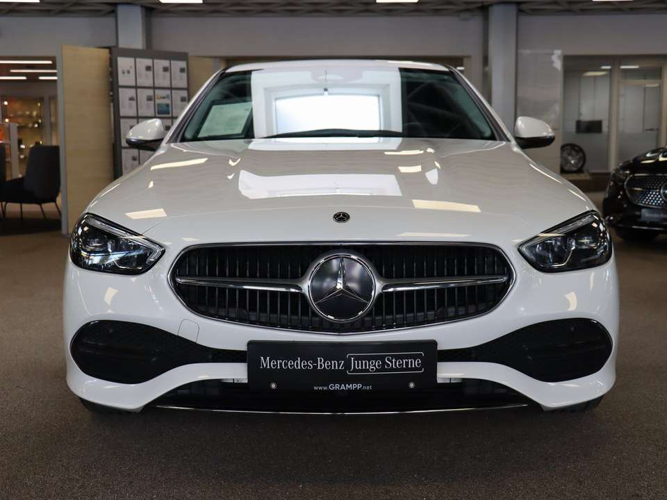 Mercedes-Benz C 180 - Imagem 2