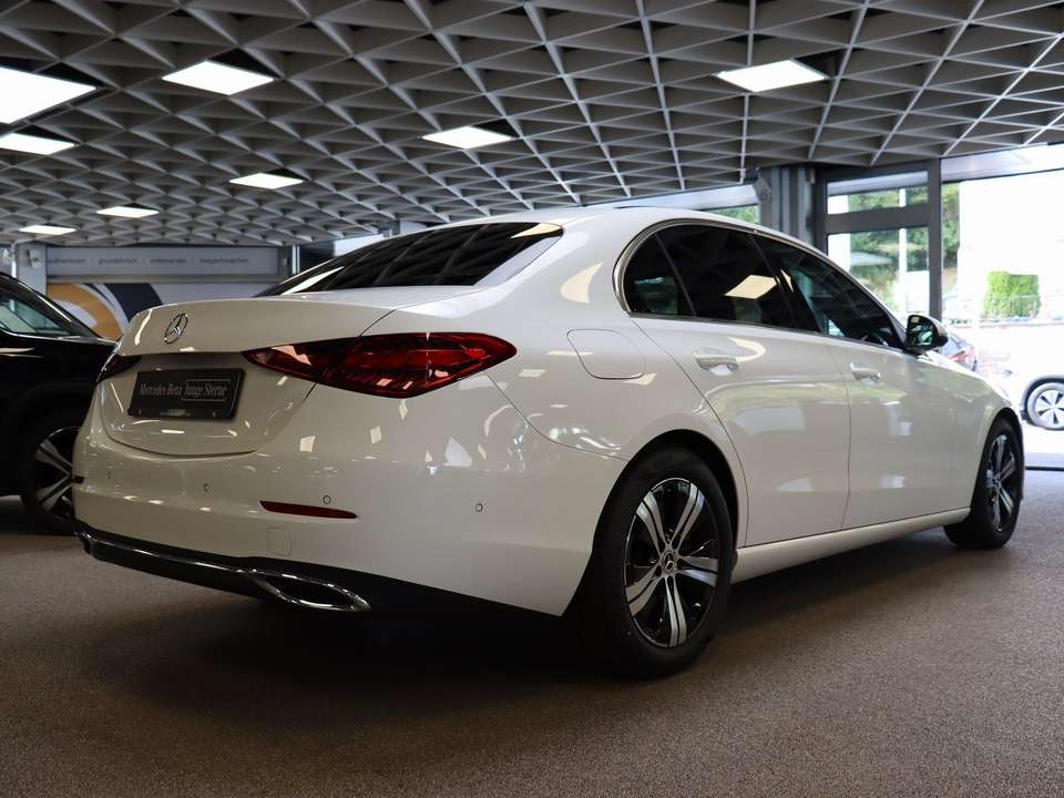 Mercedes-Benz C 180 - Imagem 4