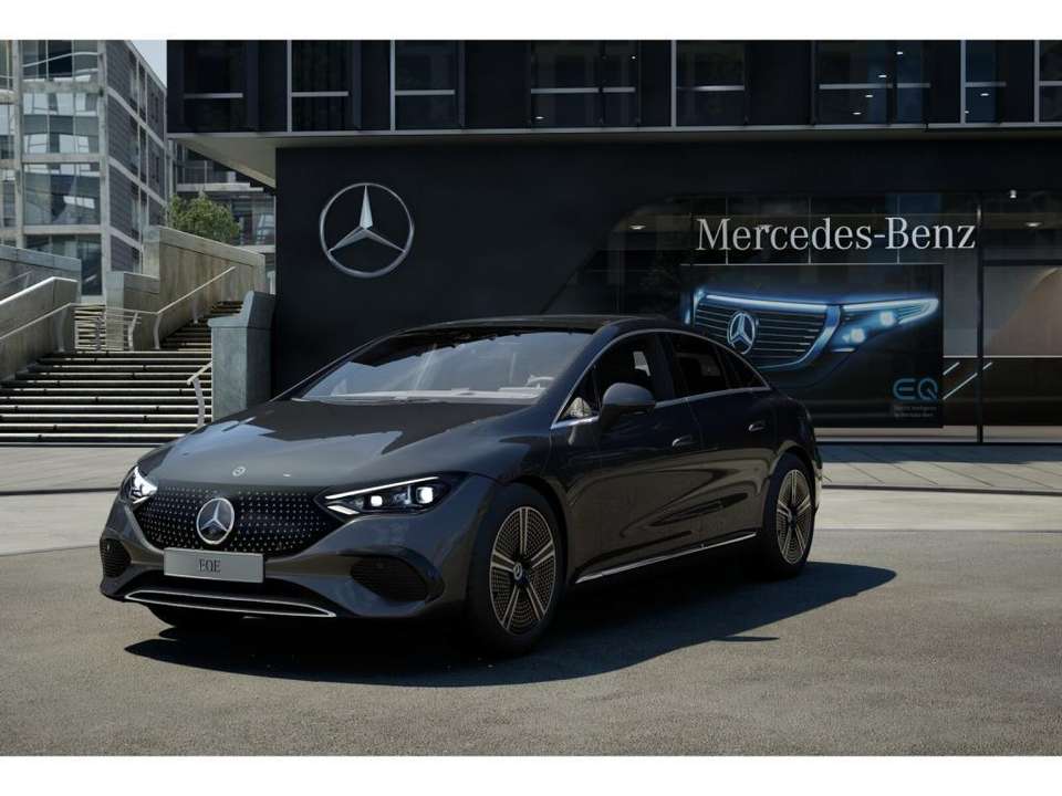 Mercedes-Benz EQE 350 - Imagem 1