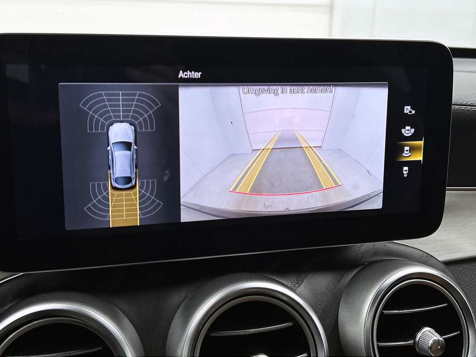 Mercedes-Benz GLC 300 - Imagem 9