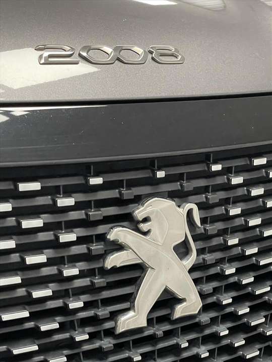 Peugeot 2008 - Imagem 8