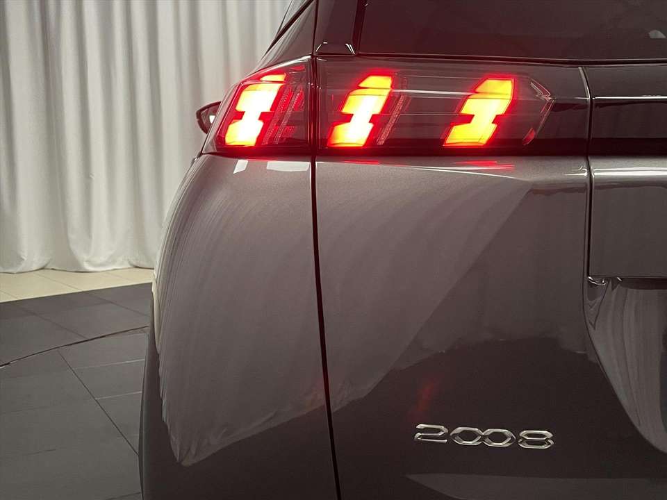 Peugeot 2008 - Imagem 16