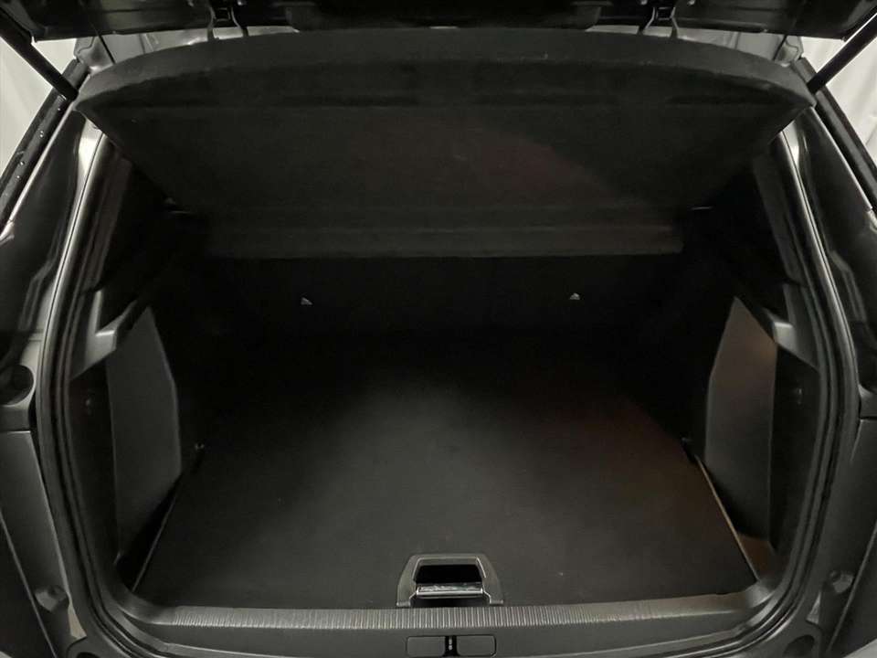 Peugeot 2008 - Imagem 18