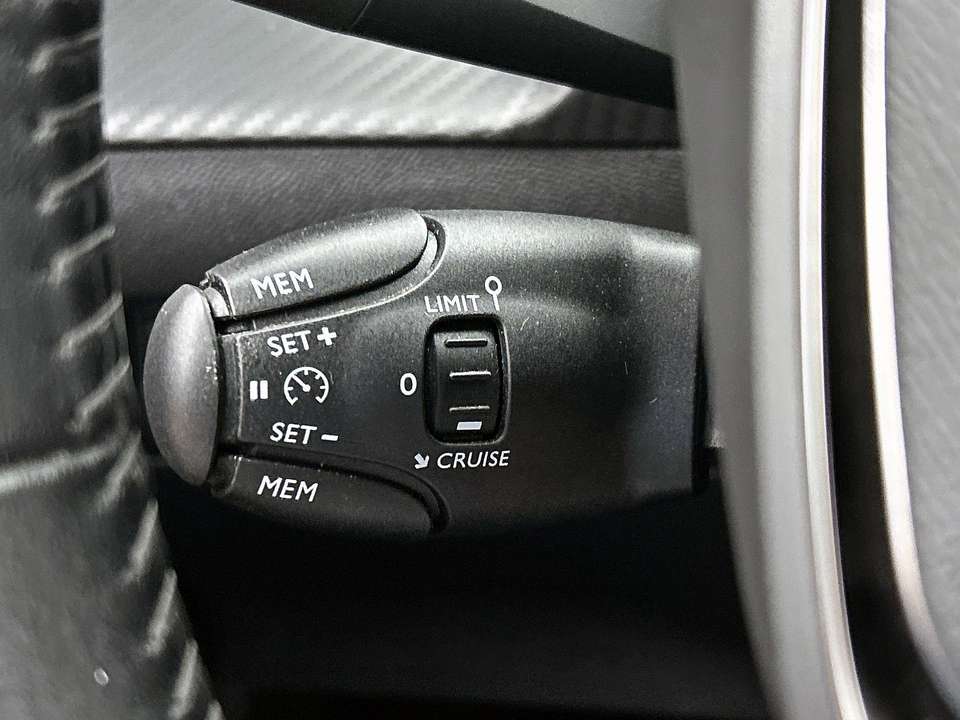 Peugeot 208 - Imagem 15