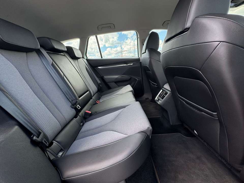Skoda Enyaq - Imagem 16