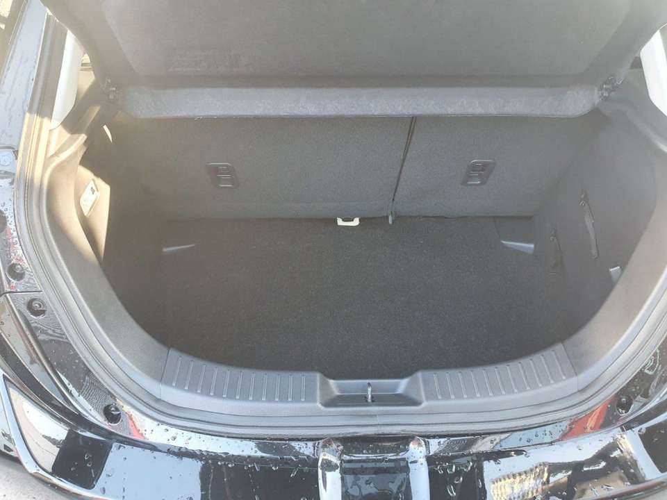 Mazda 2 - Imagem 10
