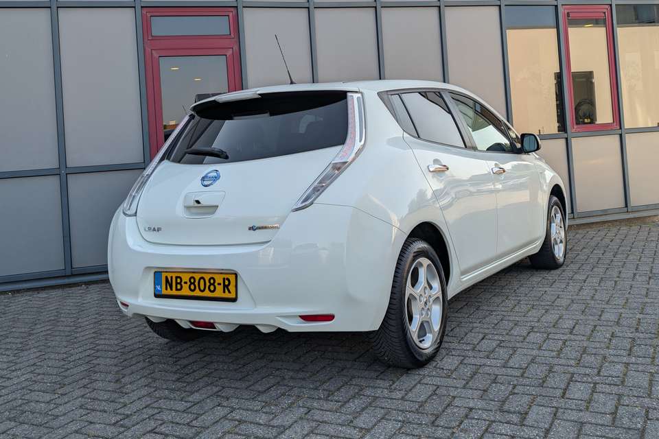 Nissan Leaf - Imagem 2