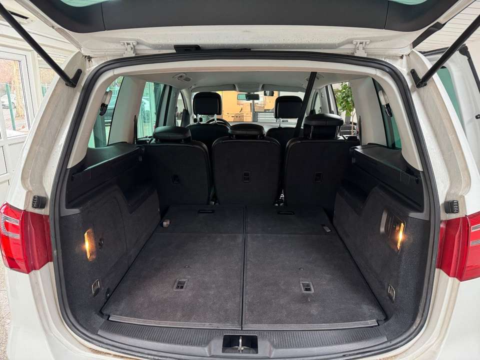 SEAT Alhambra - Imagem 13