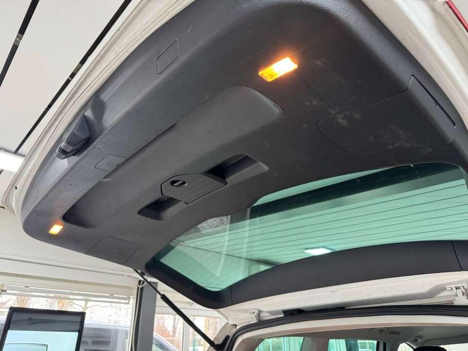 SEAT Alhambra - Imagem 14