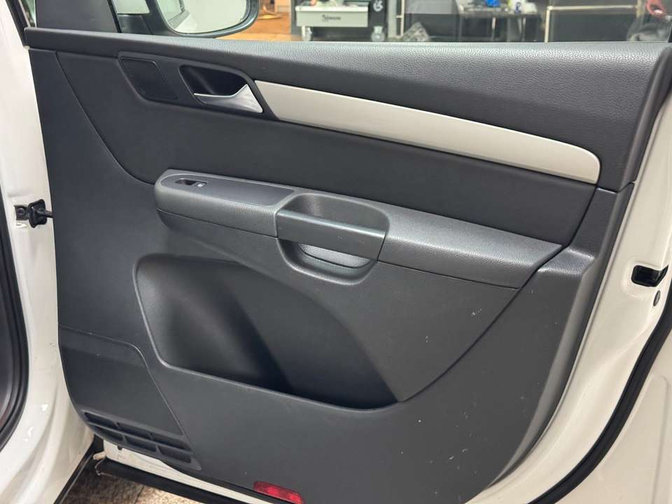 SEAT Alhambra - Imagem 16