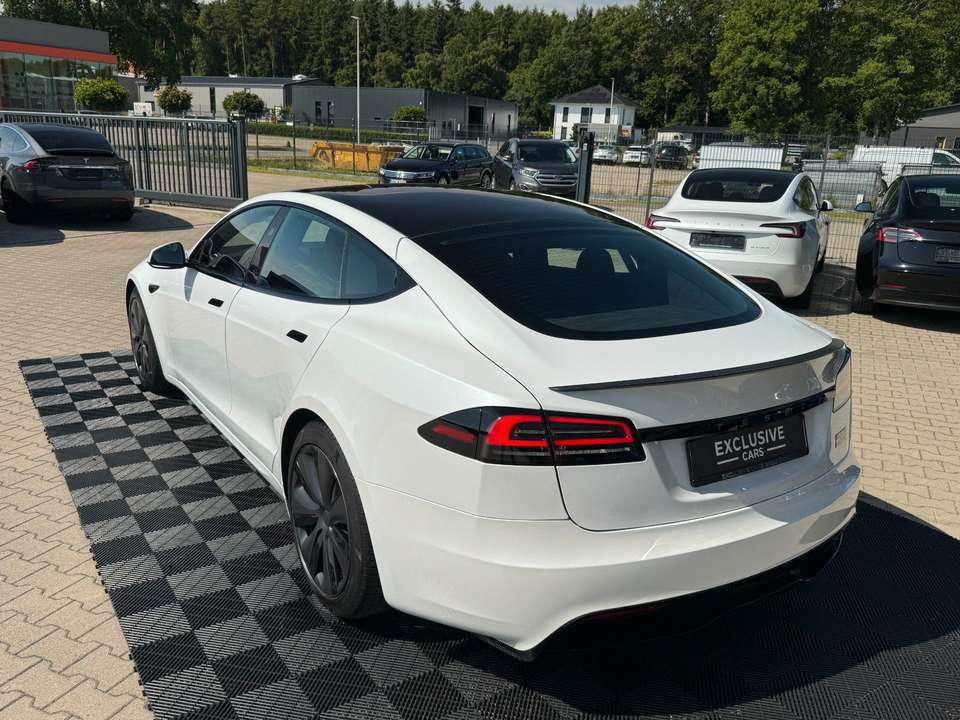 Tesla Model S - Imagem 7
