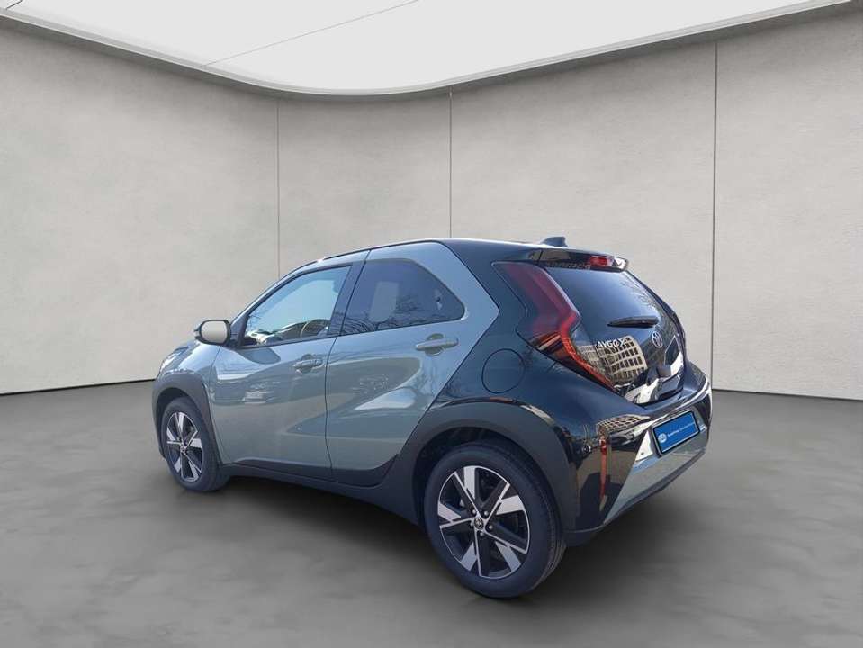 Toyota Aygo X - Imagem 3