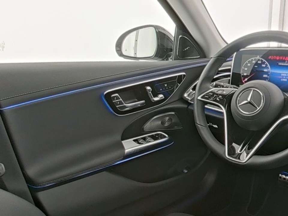 Mercedes-Benz E 300 - Imagem 8