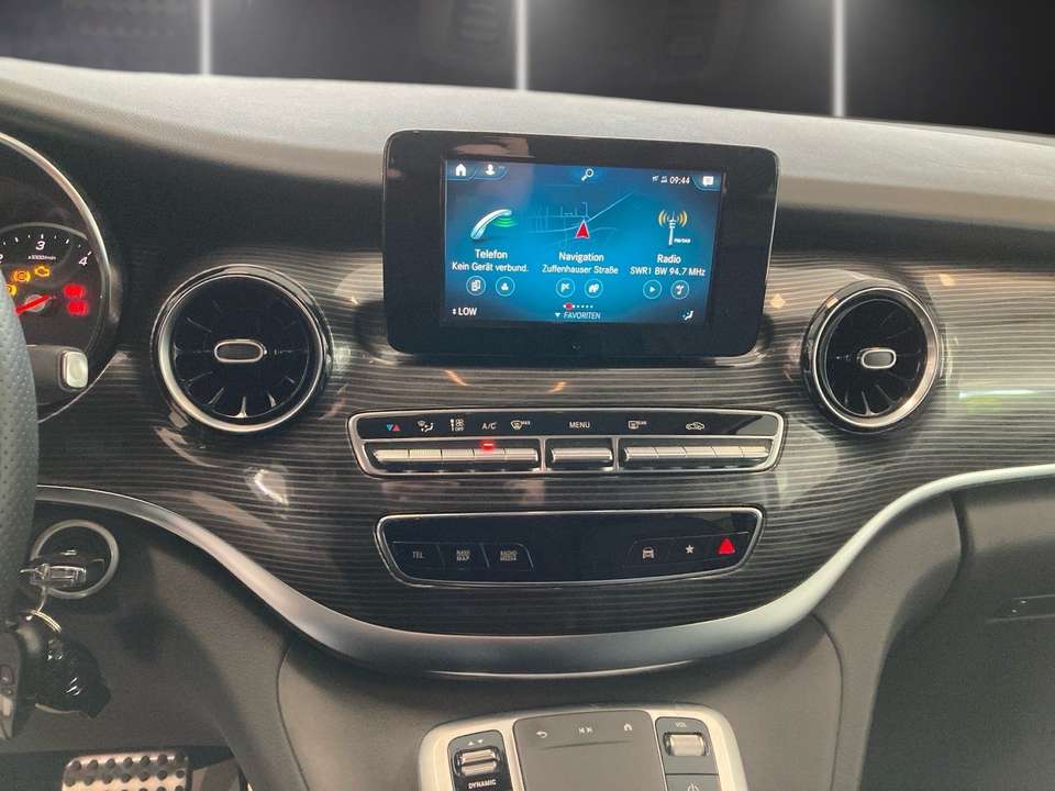 Mercedes-Benz V 250 - Imagem 9