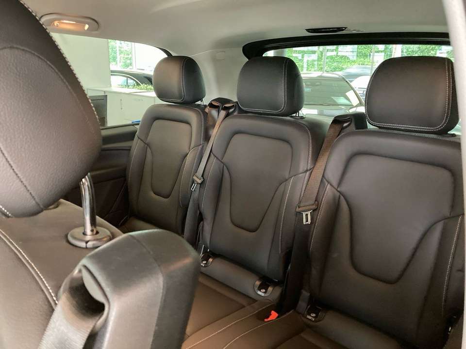 Mercedes-Benz V 250 - Imagem 15