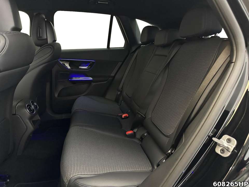 Mercedes-Benz GLC 220 - Imagem 13
