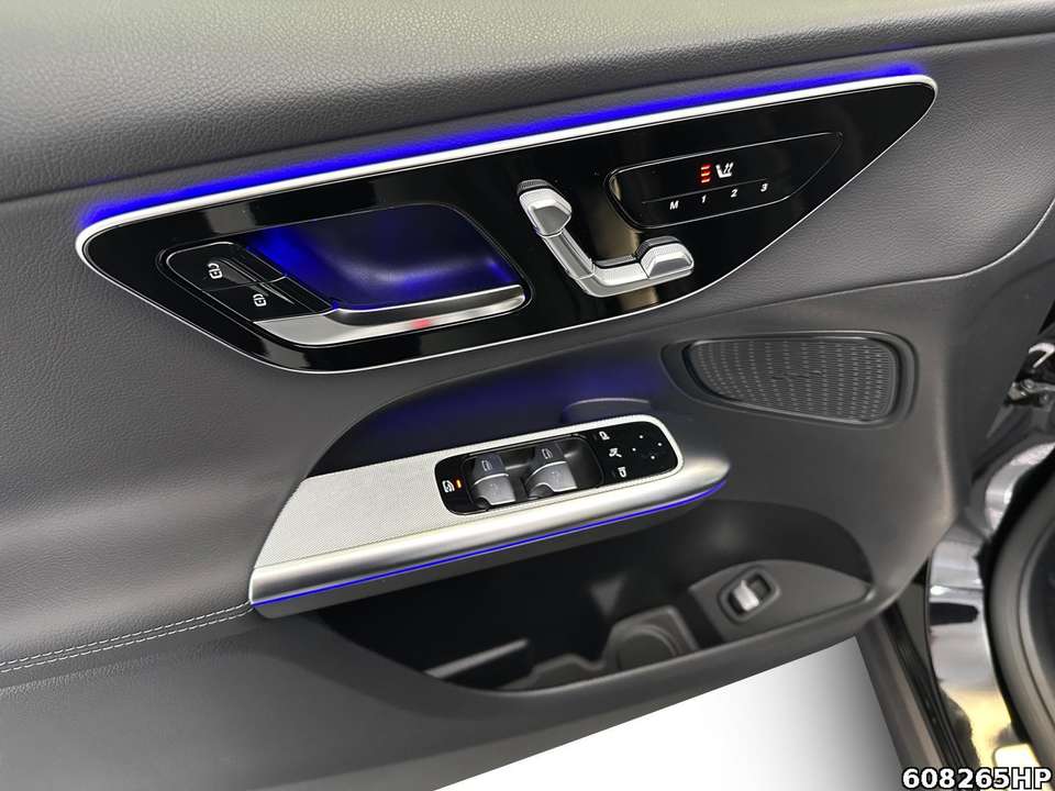 Mercedes-Benz GLC 220 - Imagem 14