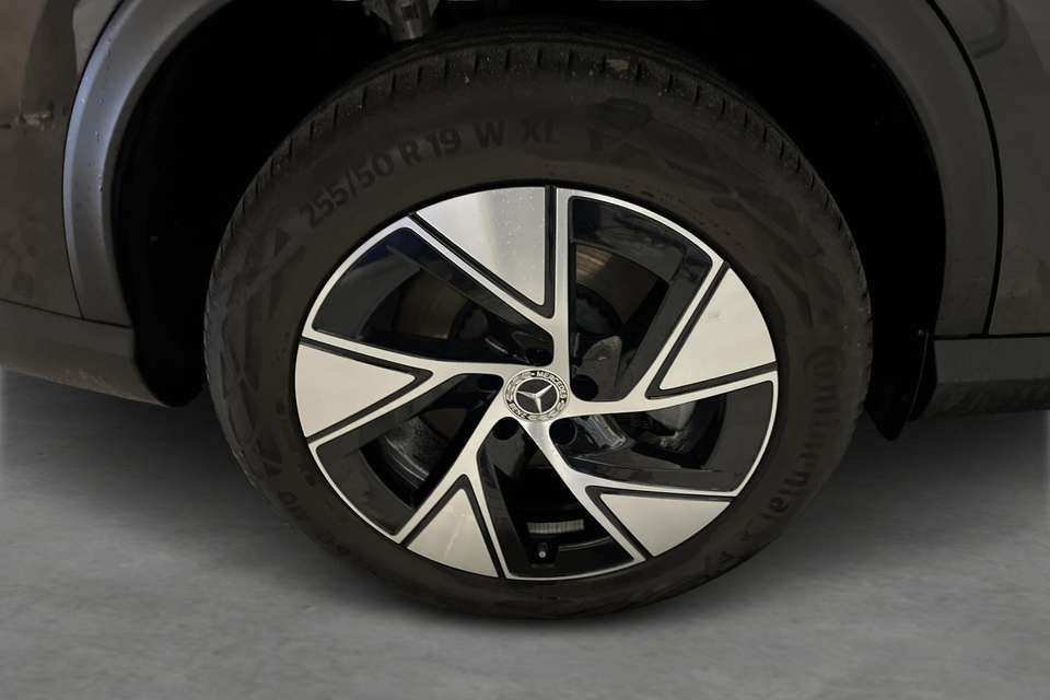 Mercedes-Benz GLC 300 - Imagem 7