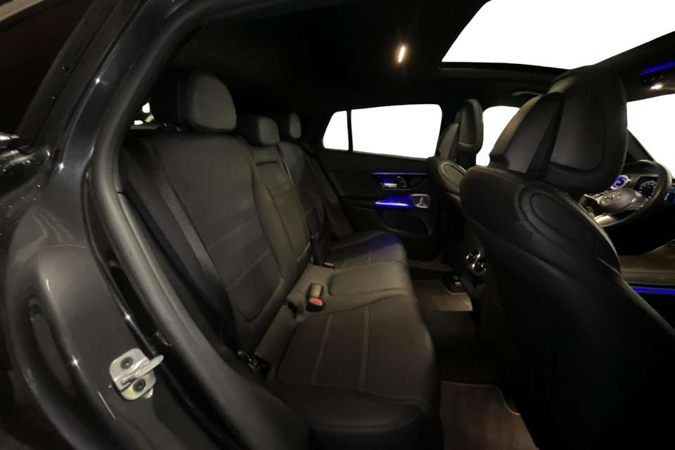 Mercedes-Benz GLC 300 - Imagem 12
