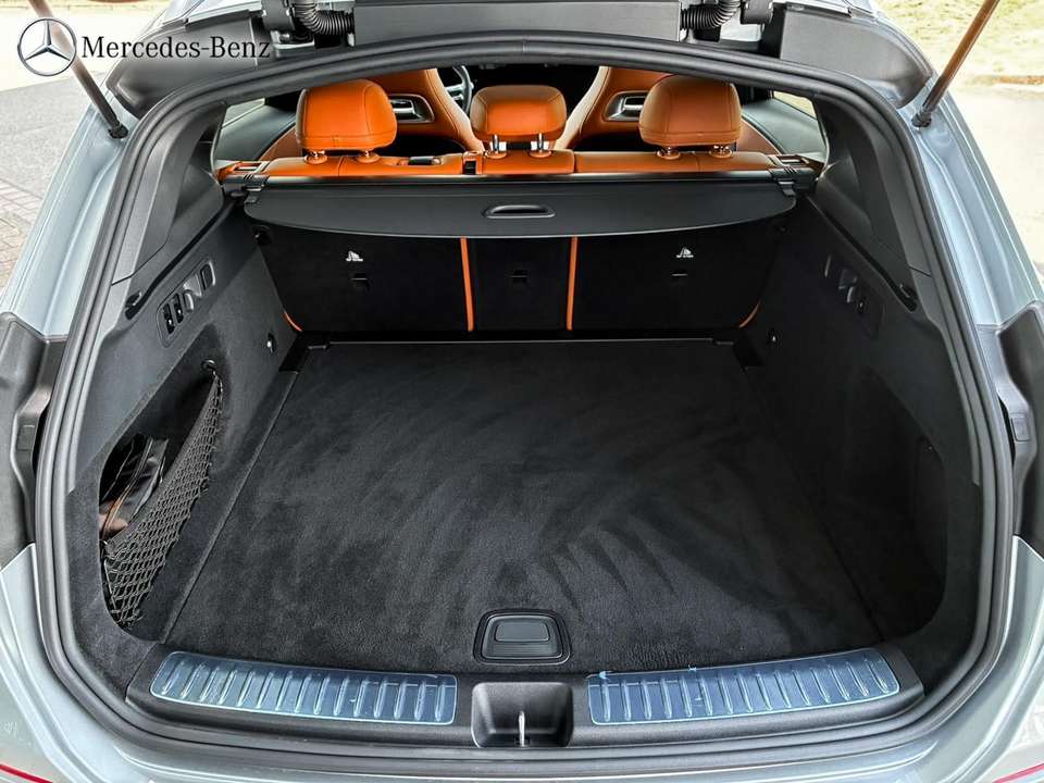 Mercedes-Benz GLC 400 - Imagem 13