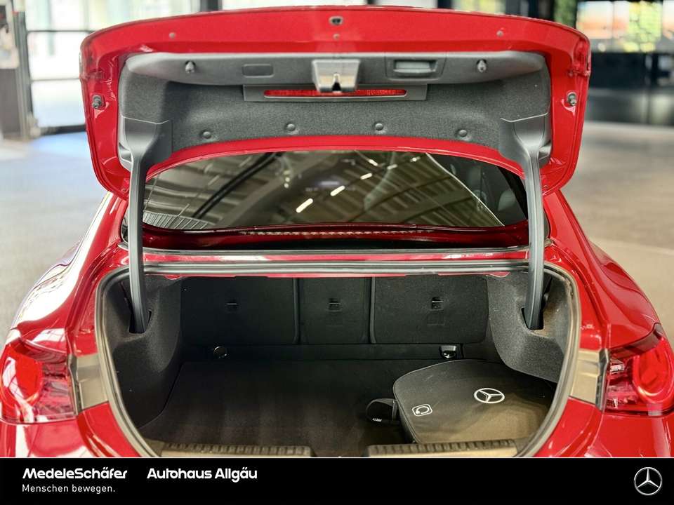 Mercedes-Benz CLA 350 - Imagem 11