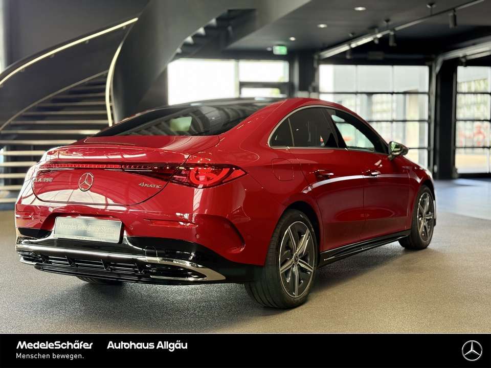 Mercedes-Benz CLA 350 - Imagem 12