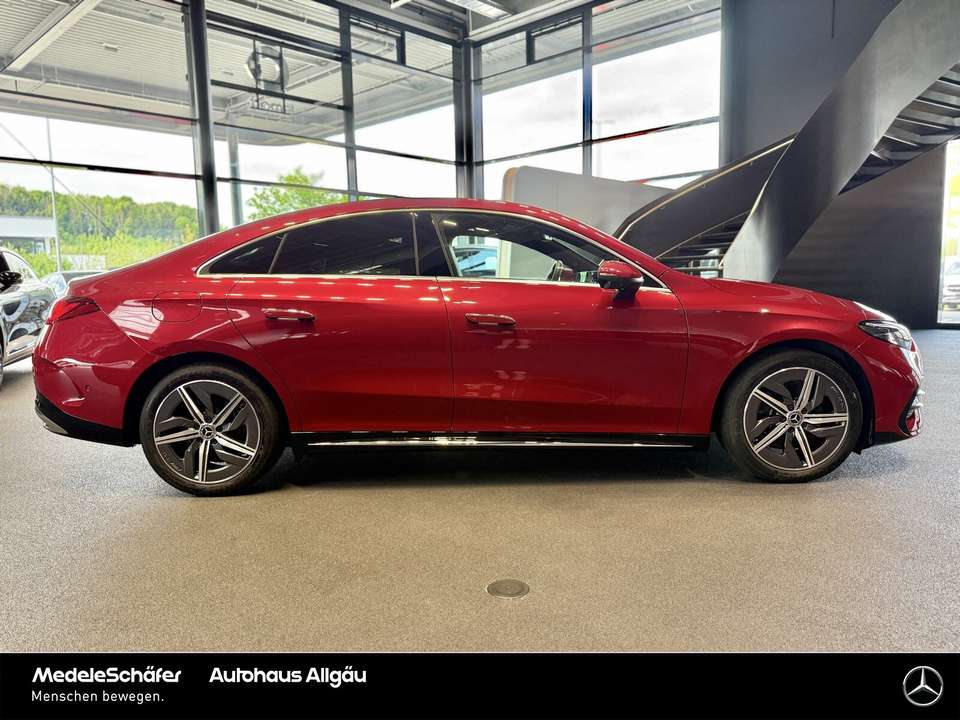 Mercedes-Benz CLA 350 - Imagem 13