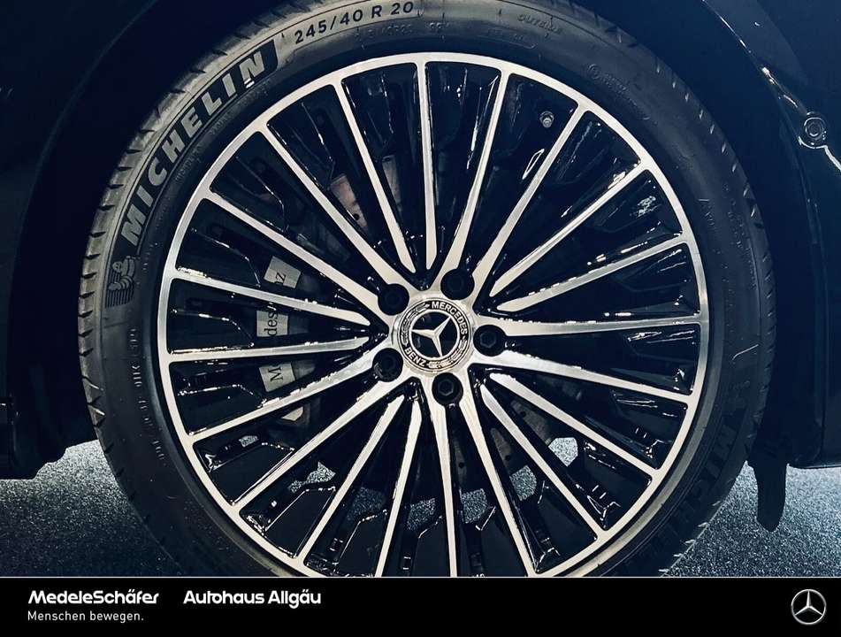 Mercedes-Benz E 400 - Imagem 13