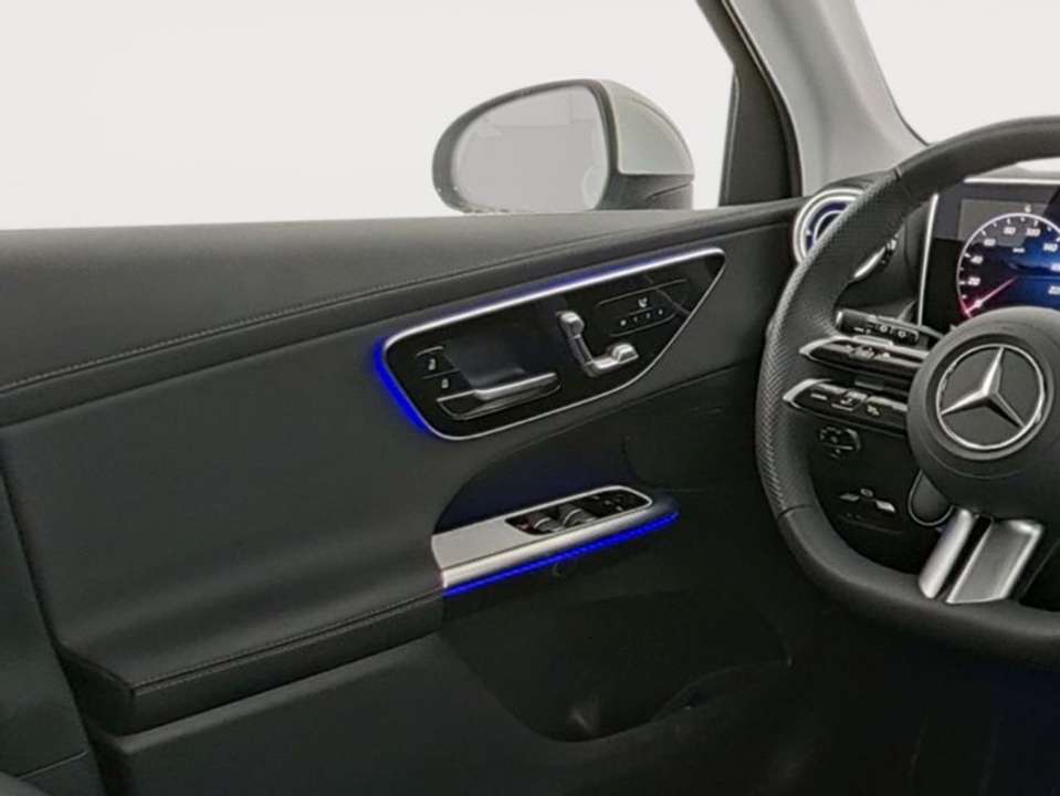 Mercedes-Benz GLC 300 - Imagem 9