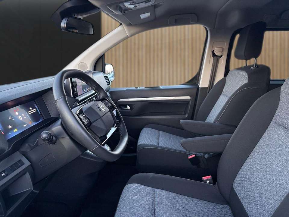 Toyota Proace - Imagem 8