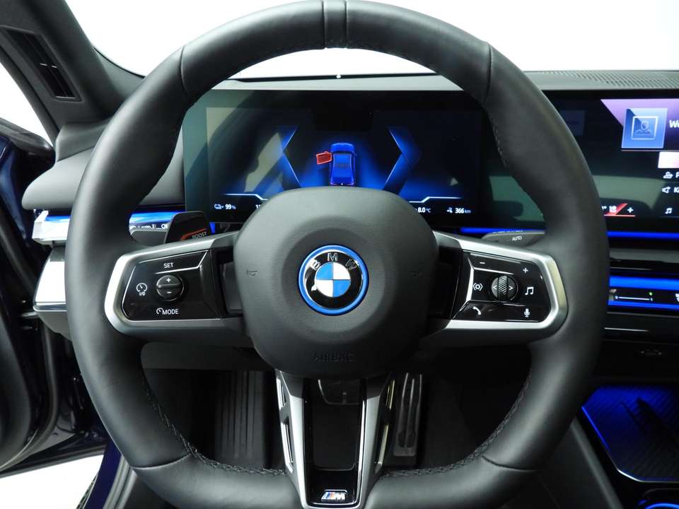 BMW i5 - Imagem 11