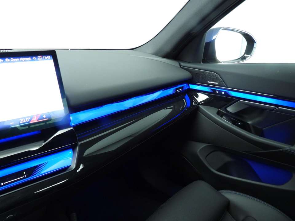 BMW i5 - Imagem 14