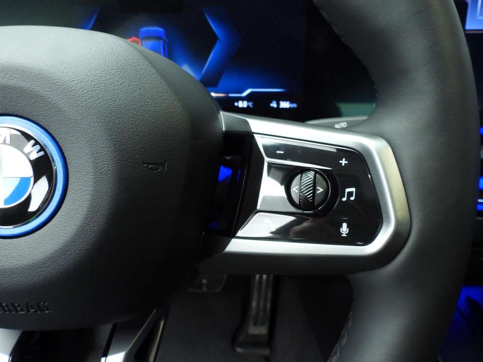 BMW i5 - Imagem 15