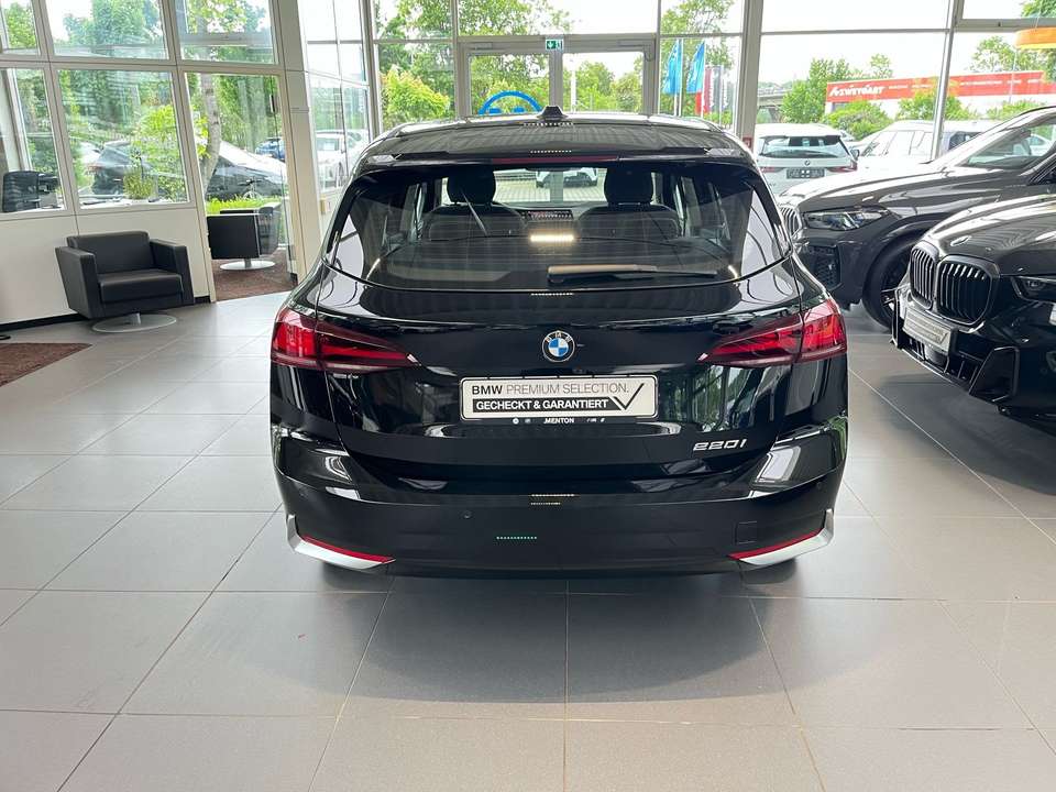 BMW 220 - Imagem 6