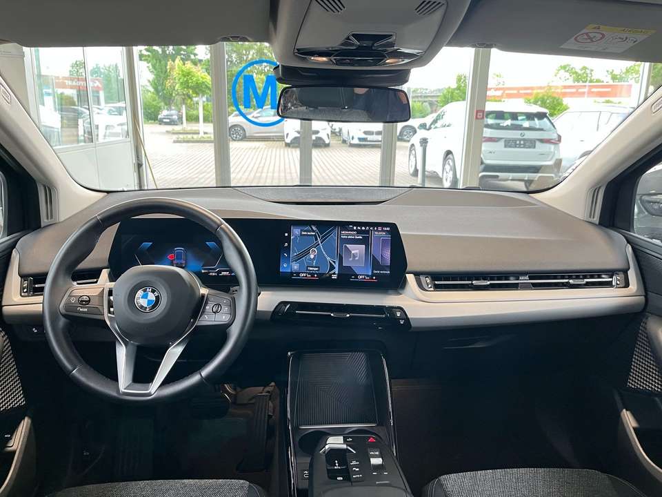 BMW 220 - Imagem 10