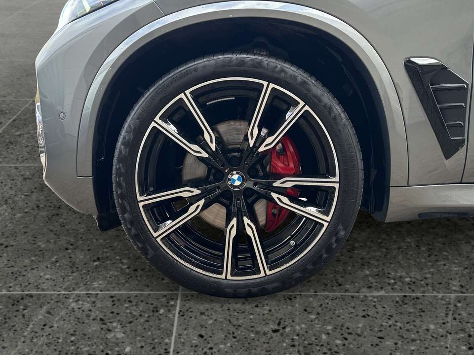 BMW X5 - Imagem 10