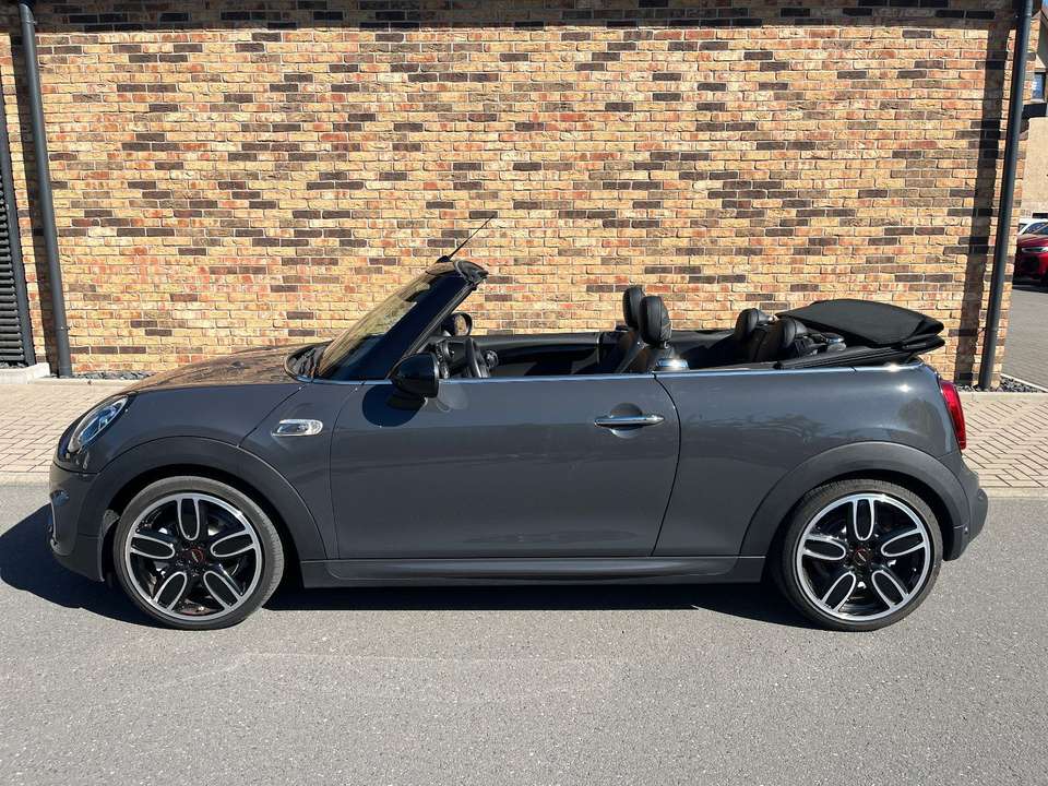 MINI Cooper S Cabrio - Imagem 3