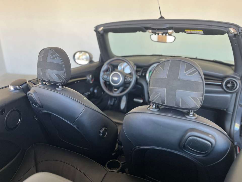 MINI Cooper S Cabrio - Imagem 16