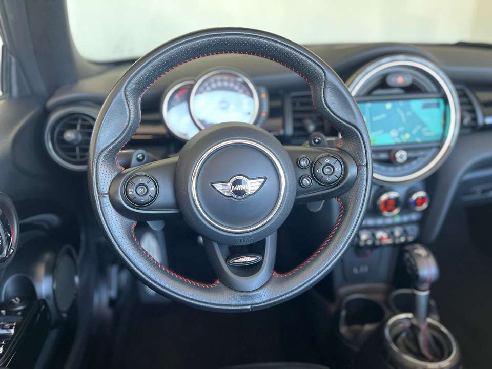 MINI Cooper S Cabrio - Imagem 18