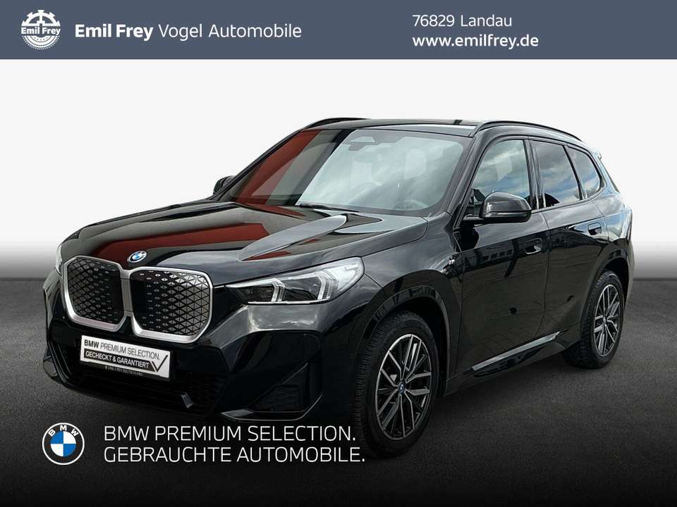 BMW iX1 - Imagem 1