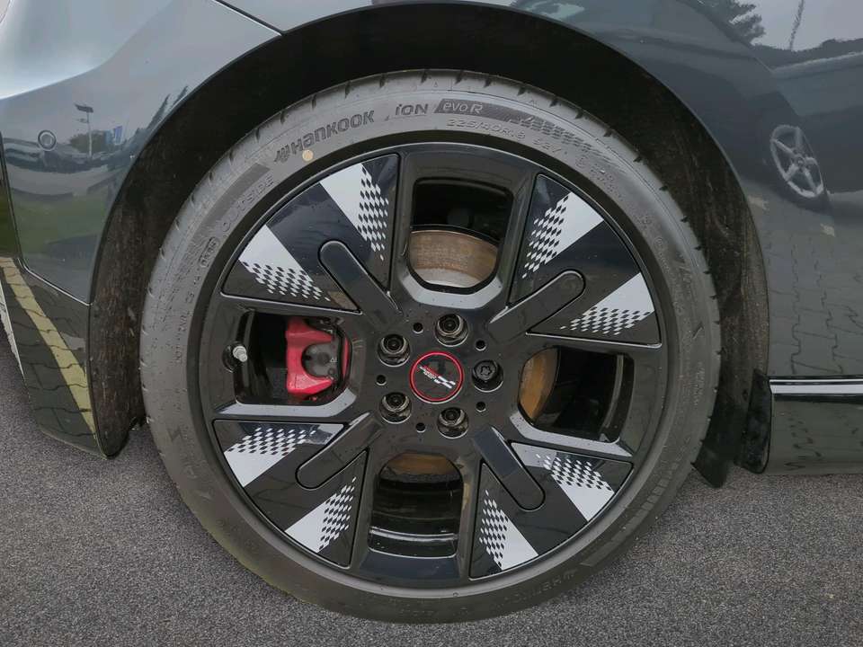 MINI John Cooper Works - Imagem 9