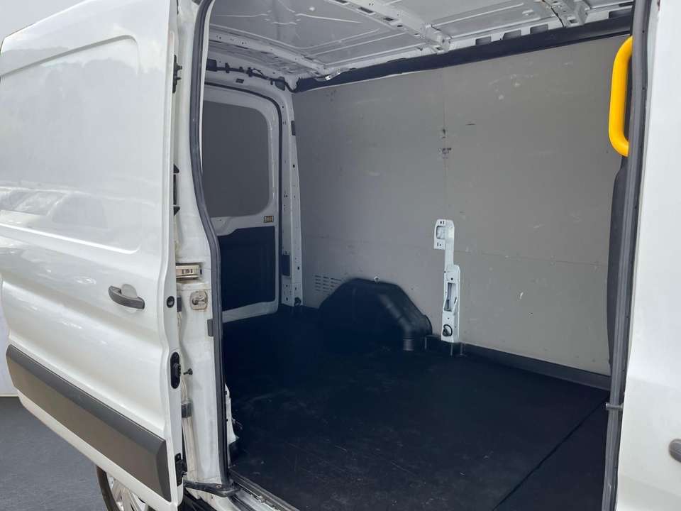Ford Transit - Imagem 8