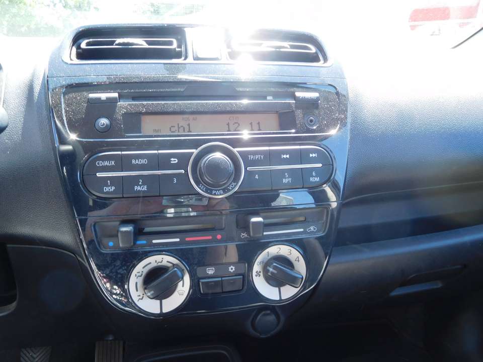 Mitsubishi Space Star - Imagem 8