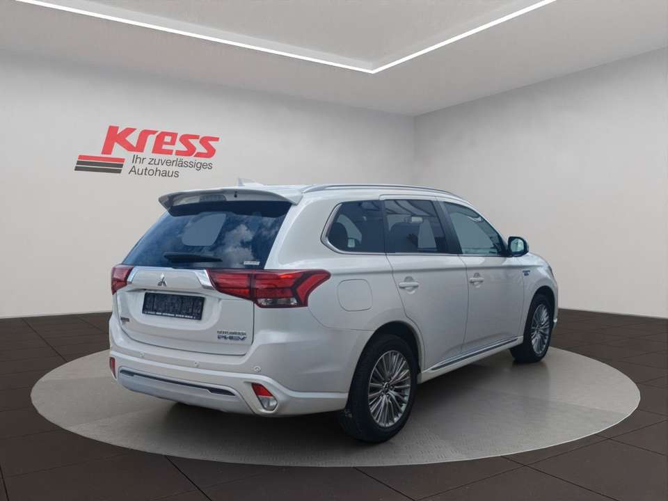 Mitsubishi Outlander - Imagem 5