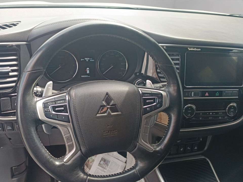 Mitsubishi Outlander - Imagem 10