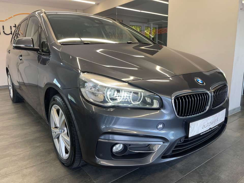 BMW 220 - Imagem 1