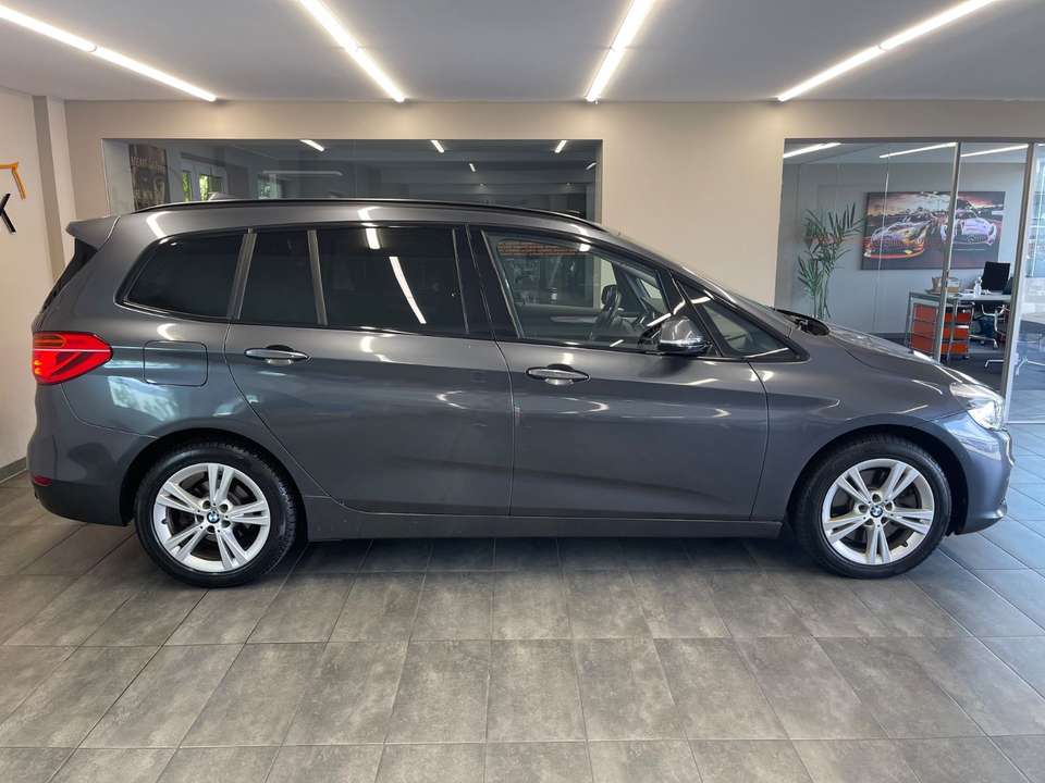 BMW 220 - Imagem 3