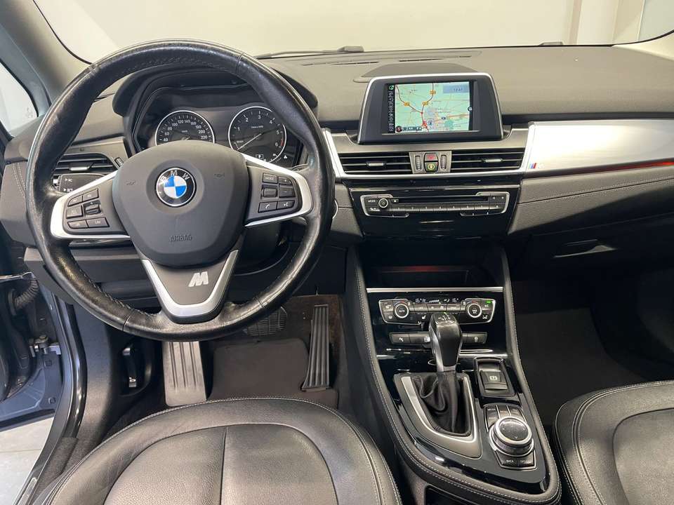 BMW 220 - Imagem 11