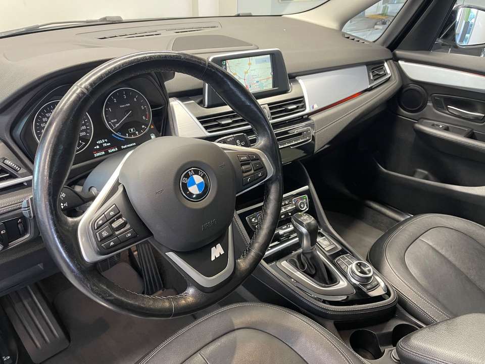 BMW 220 - Imagem 13